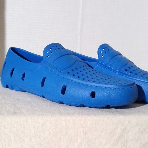 Club Room Perforated Driver Shoes Loafer Size 11 Mens Water Shoes Blue - Picture 2 of 7